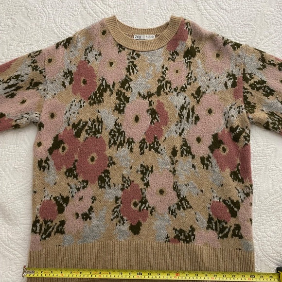 Oversized Zara Knit Sweater - Size L - Heavy Sweater - Warm - Pretty - Picture 10 of 12